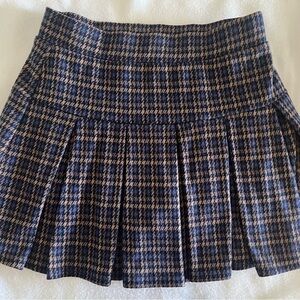 American Eagle Outfitters Pleated Houndstooth Mini Skirt/Skort in Navy and Tan